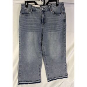 Edited by Hunter McGrady Women's 12 High-Rise Relaxed Fit Wide Leg Crop Jeans